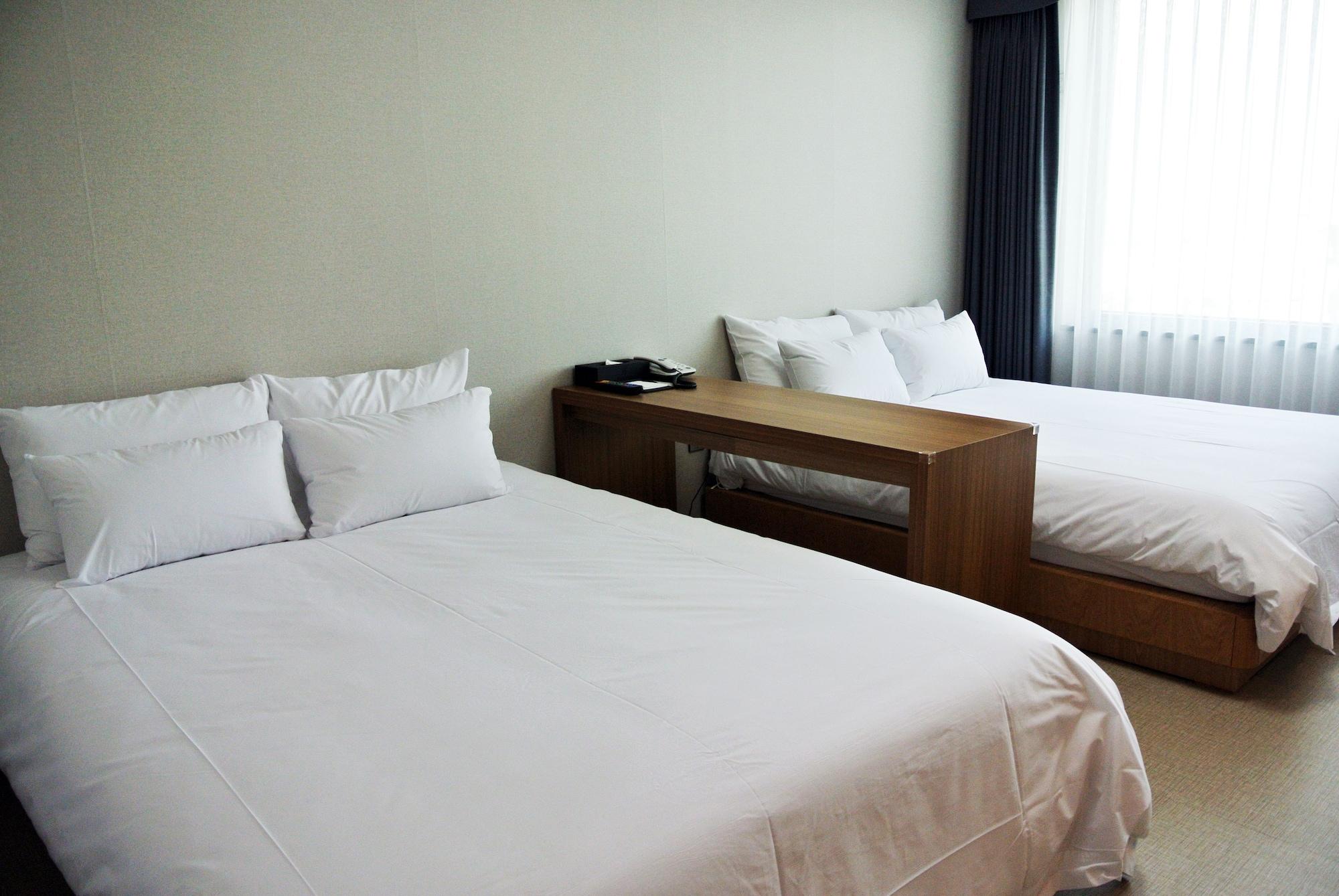 Jeju Noblesse Hotel ภายนอก รูปภาพ