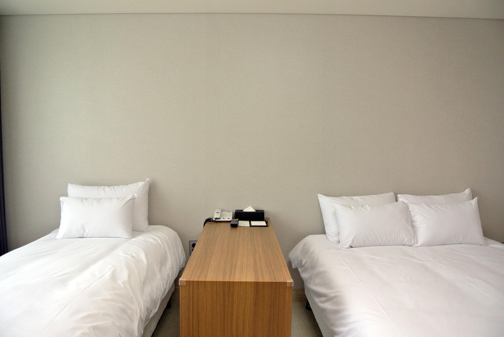 Jeju Noblesse Hotel ภายนอก รูปภาพ